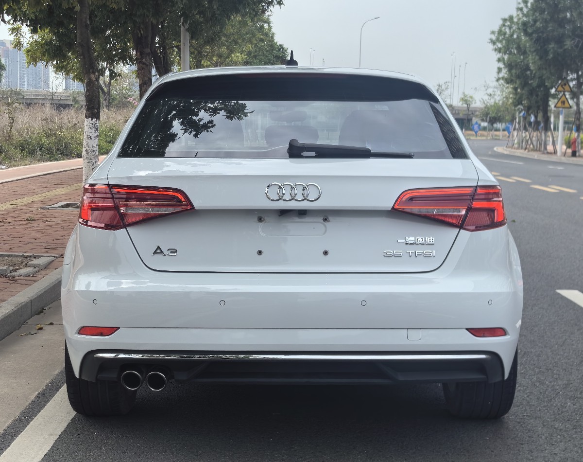 Audi A3 2019 car image #5