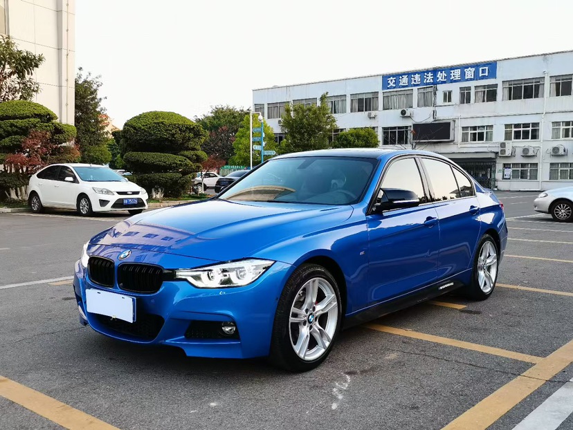 BMW 3 Series 2018 BMW 3 Series 2018 car image