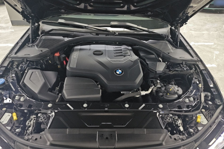 BMW 3 Series 2024 #20 BMW 3 Series 2024 car image #20