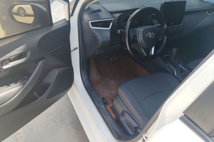 Toyota Corolla 2019 car image #16