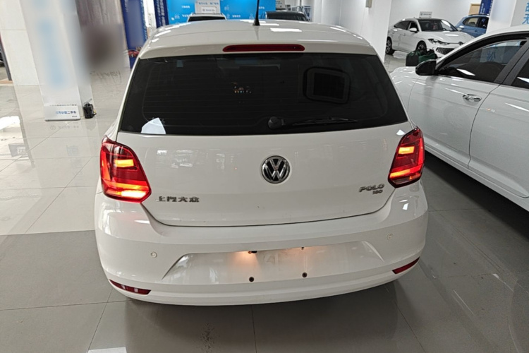 Volkswagen Polo 2019 car image #6