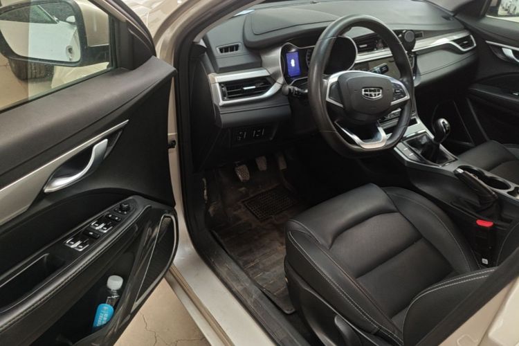 GEELY Emgrand 2020 #12 GEELY Emgrand 2020 car image #12