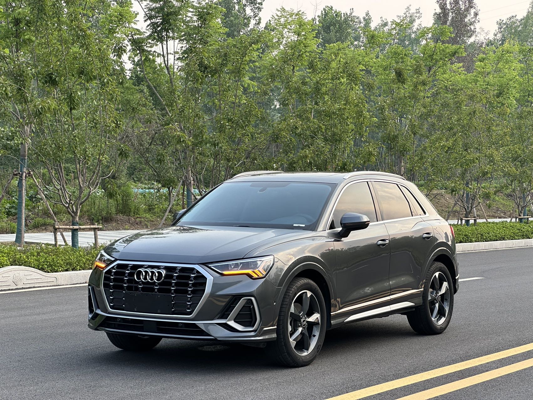 Audi Q3 2022 Audi Q3 2022 car image