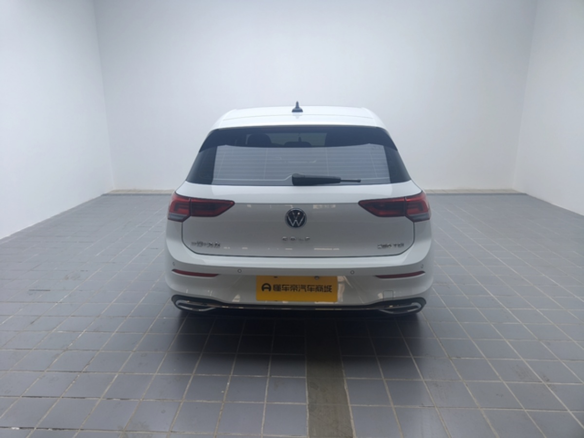 Volkswagen Golf 2021 car image #5