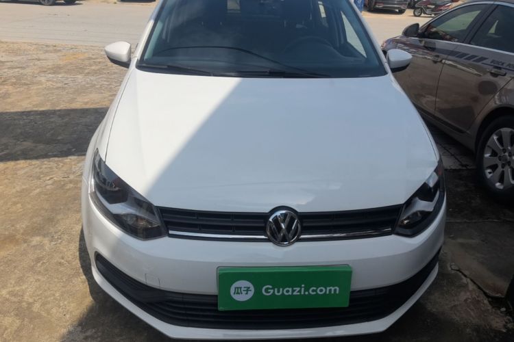 Volkswagen Polo 2018 car image #3
