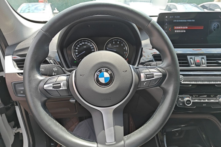 BMW X1 2020 car image #11