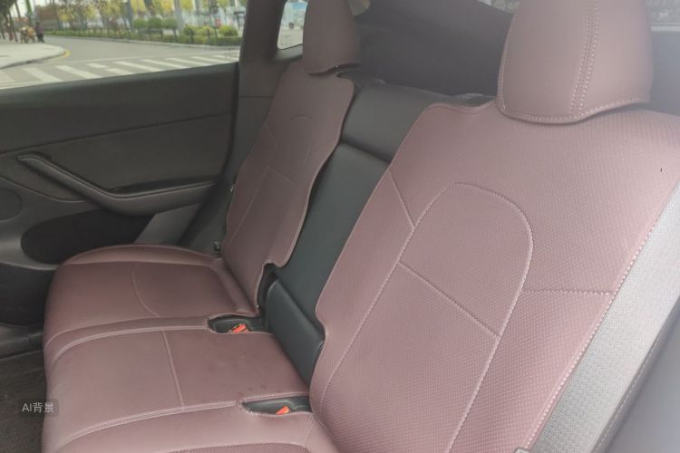 Tesla Model Y 2023 #19 Tesla Model Y 2023 car image #19