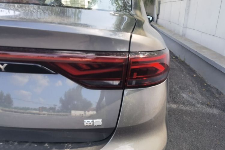 GEELY Emgrand 2026 #8 GEELY Emgrand 2026 car image #8