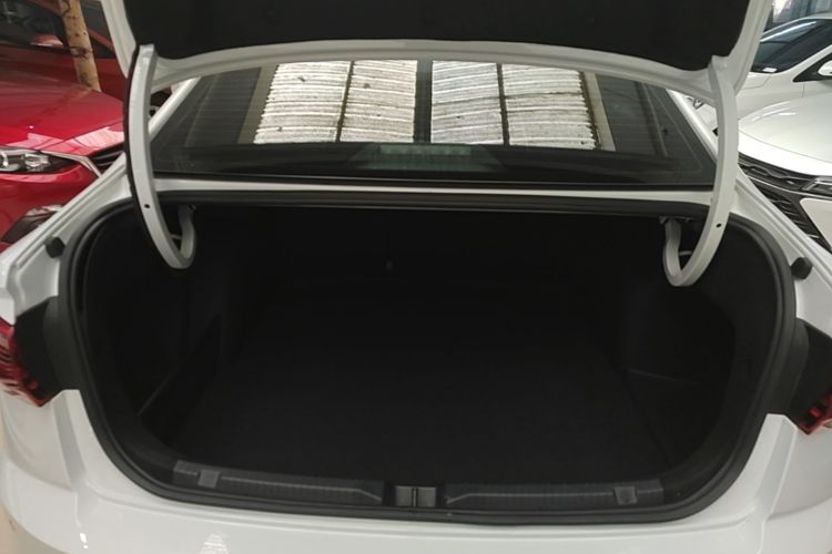 Volkswagen Bora 2022 immagine di auto #19