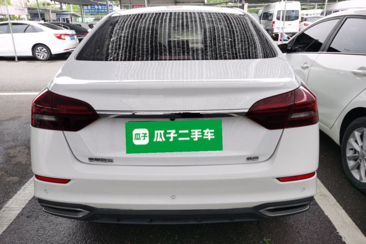 GEELY Emgrand 2021 изображение автомобиля #6