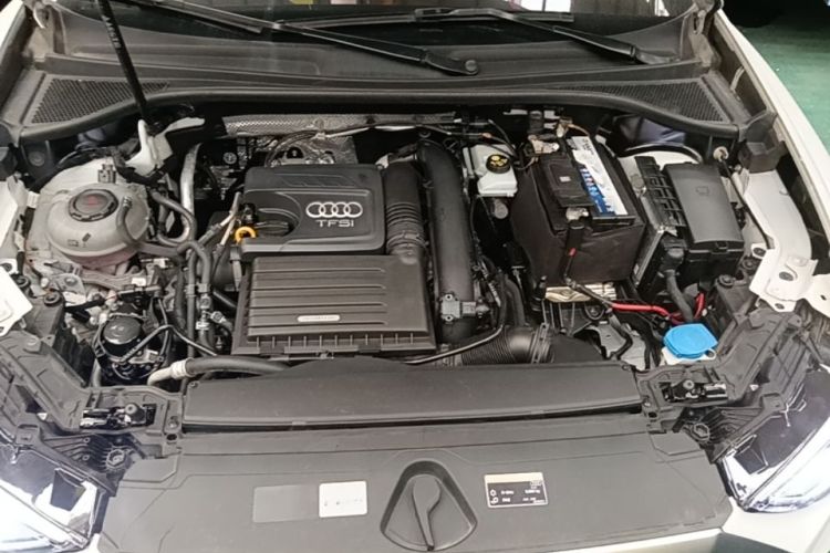 Audi Q3 2021 #20 Audi Q3 2021 car image #20