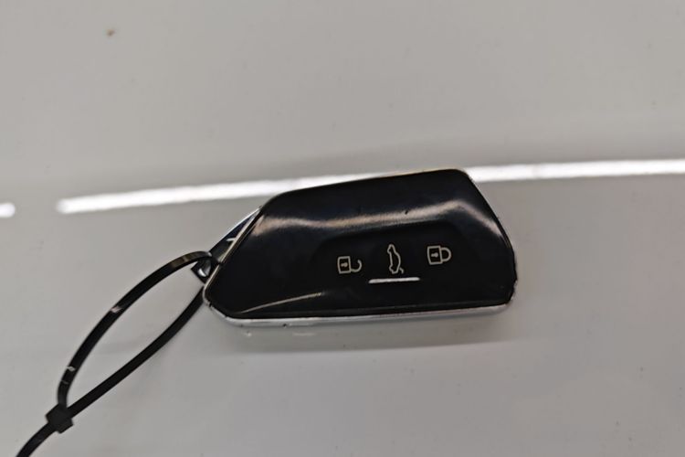Volkswagen Lavida 2024 car image #9