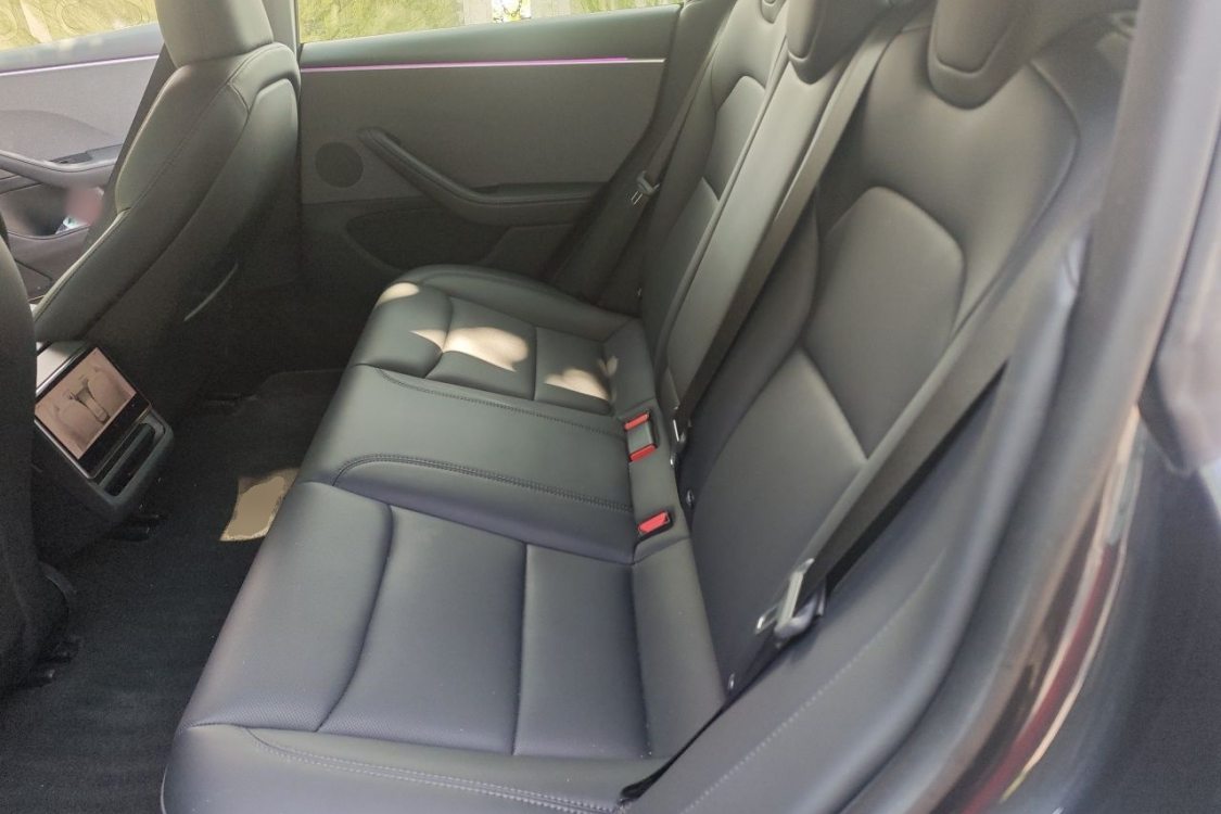 Tesla Model 3 2024 car image #19