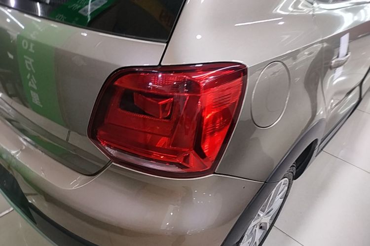 Volkswagen Polo 2016 #8 Volkswagen Polo 2016 car image #8