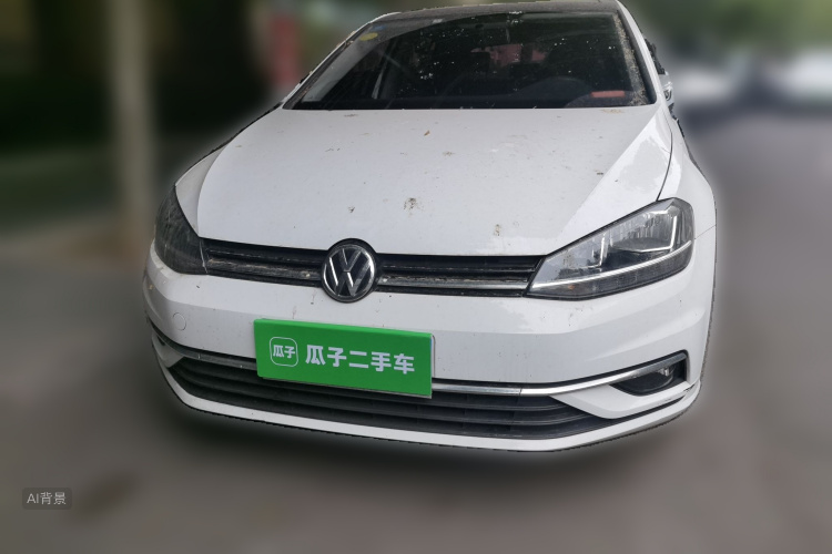 Volkswagen Golf 2018 car image #3