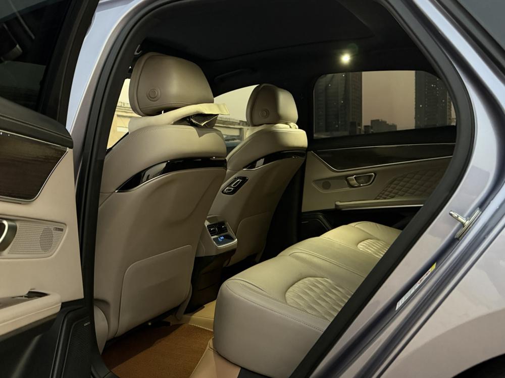 BYD Han 2024 صورة سيارة #16