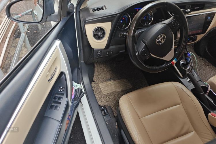 Toyota Corolla 2018 #18 Toyota Corolla 2018 car image #18