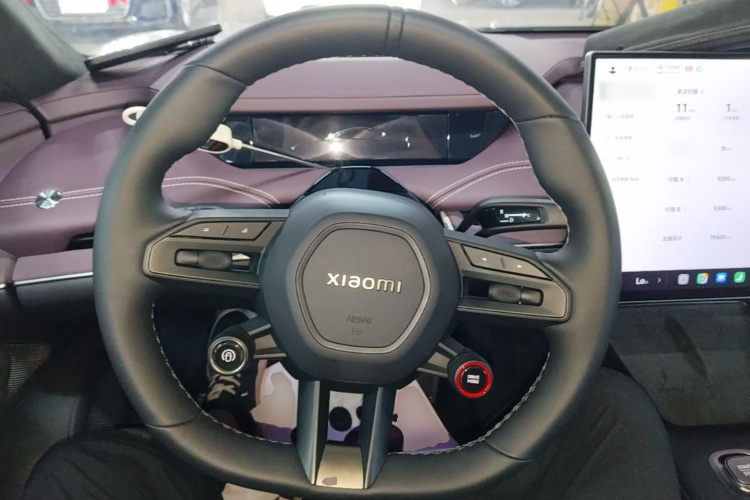 MI SU7 2025 immagine di auto #11