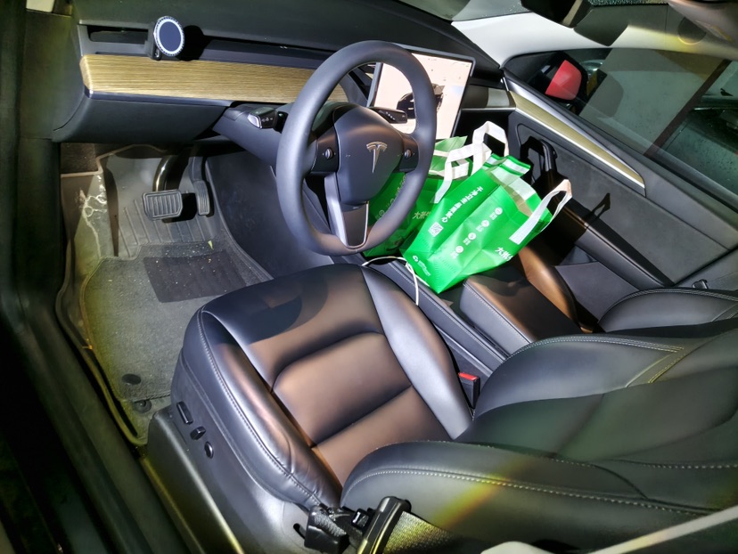 Tesla Model Y 2023 #3 Tesla Model Y 2023 immagine di auto #3