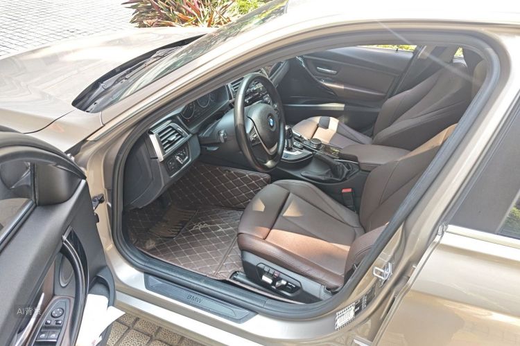 BMW 3 Series 2019 #18 BMW 3 Series 2019 car image #18