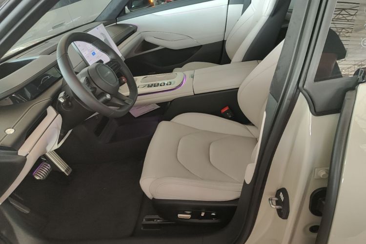 MI SU7 2025 car image #19