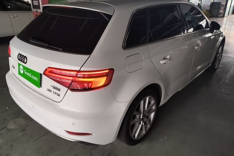 Audi A3 2019 car image #7