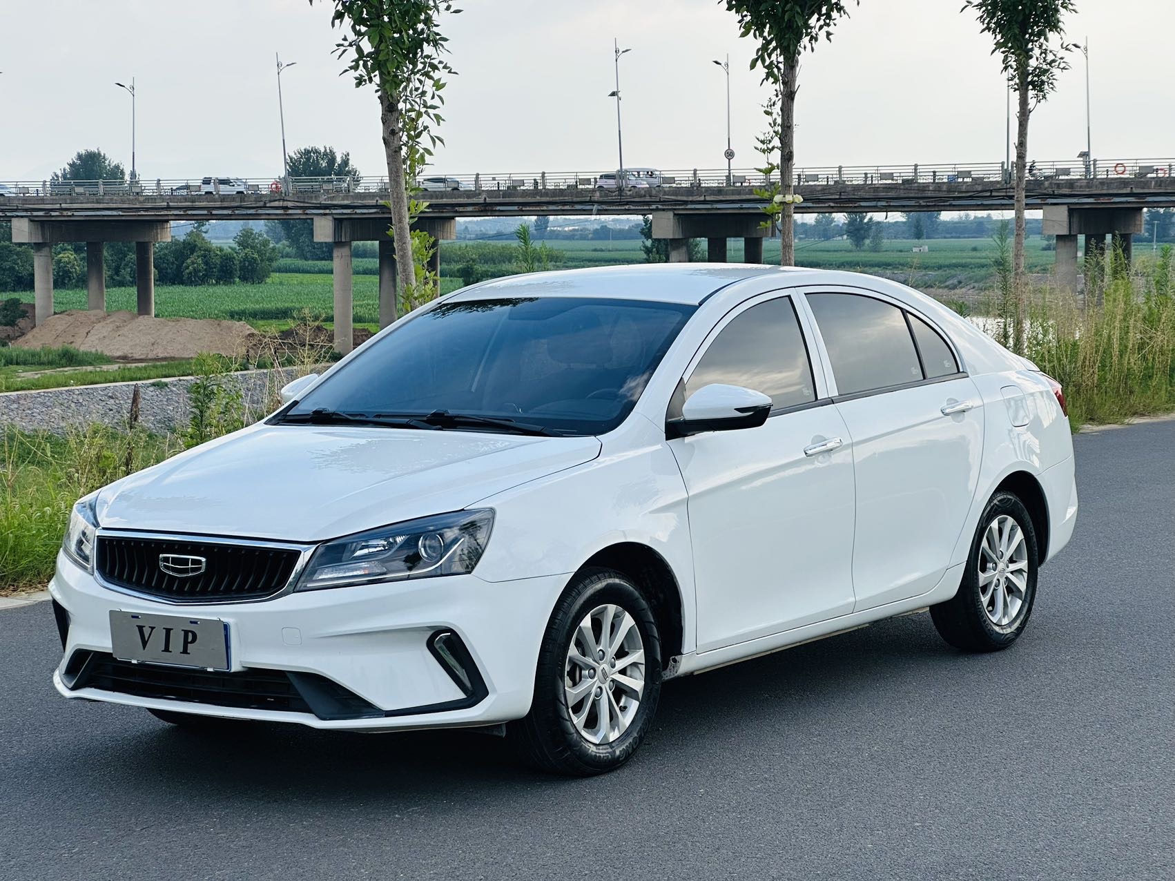 GEELY Emgrand 2022 GEELY Emgrand 2022 car image