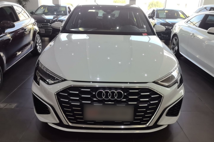 Audi A3 2024 صورة سيارة #3
