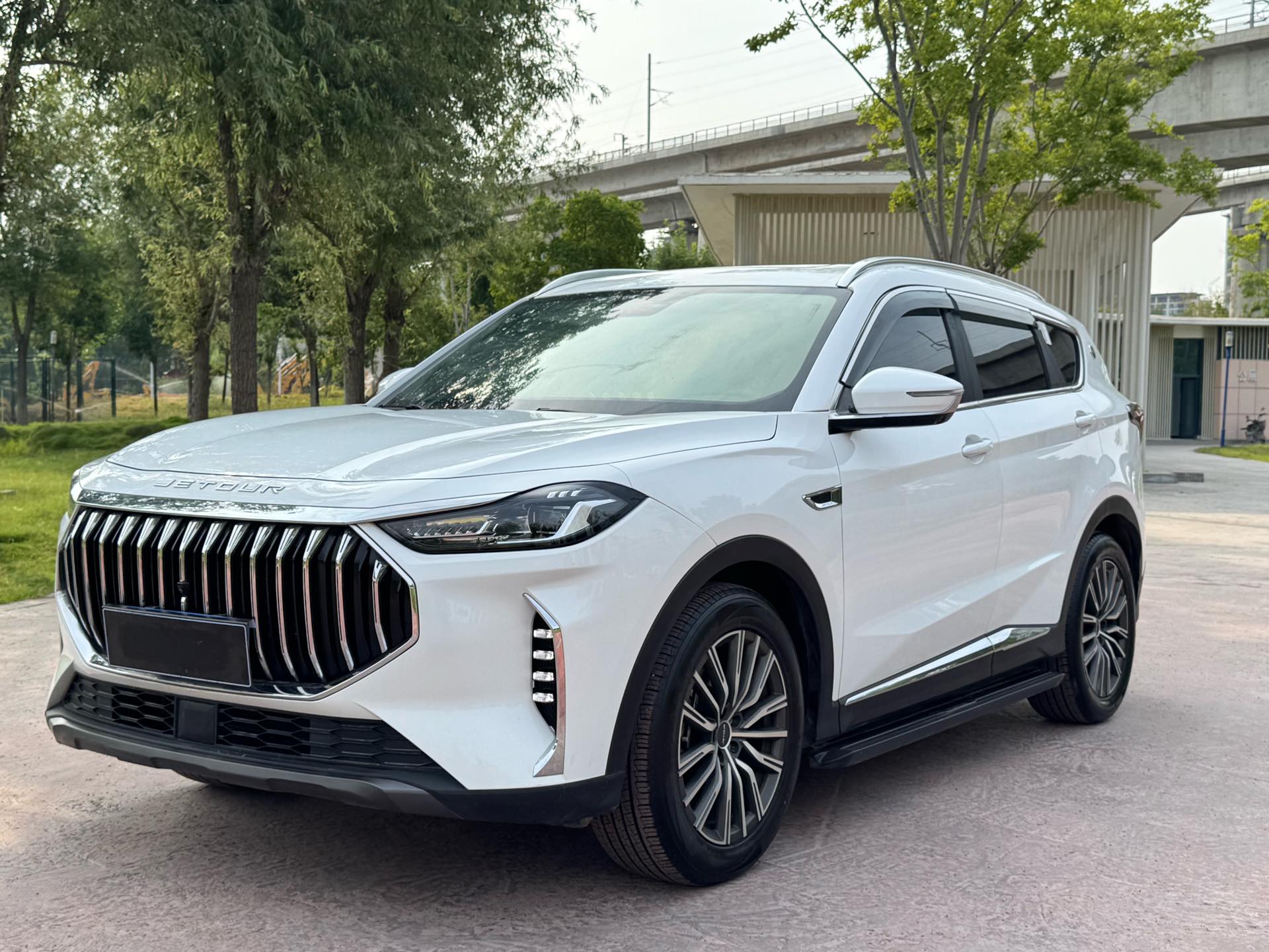 Jetour X70 PLUS 2024 Jetour X70 PLUS 2024 car image