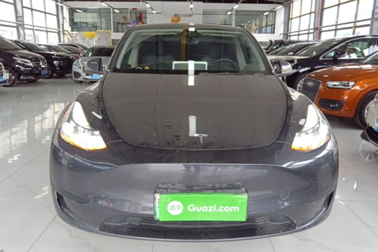 Tesla Model Y 2024 car image #3