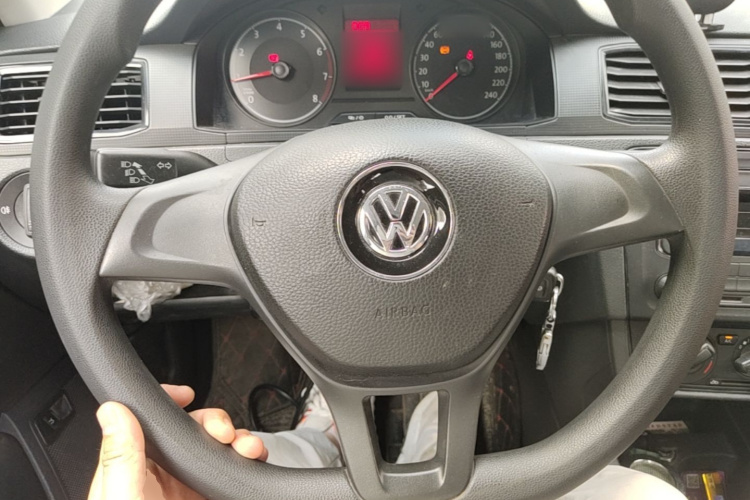 Volkswagen Santana 2017 #11 Volkswagen Santana 2017 car image #11
