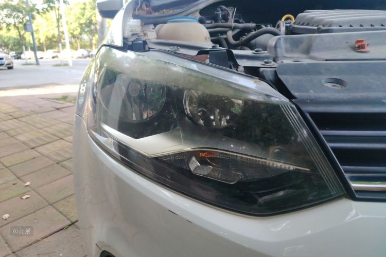 Volkswagen Polo 2014 car image #8
