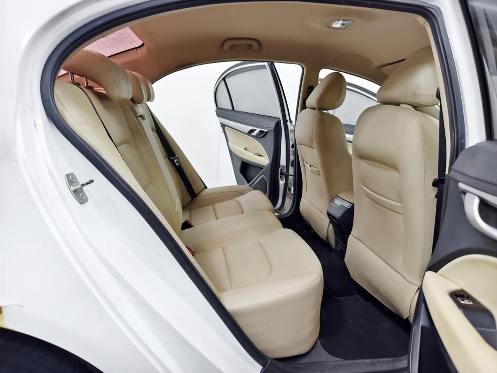 GEELY Emgrand 2018 #14 GEELY Emgrand 2018 car image #14