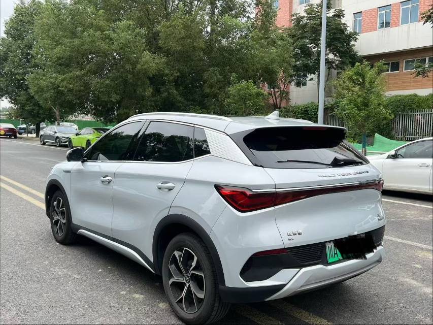 BYD Yuan Plus 2023 #5 BYD Yuan Plus 2023 car image #5