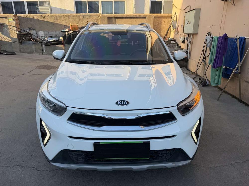 Kia KX1 2020 car image #2