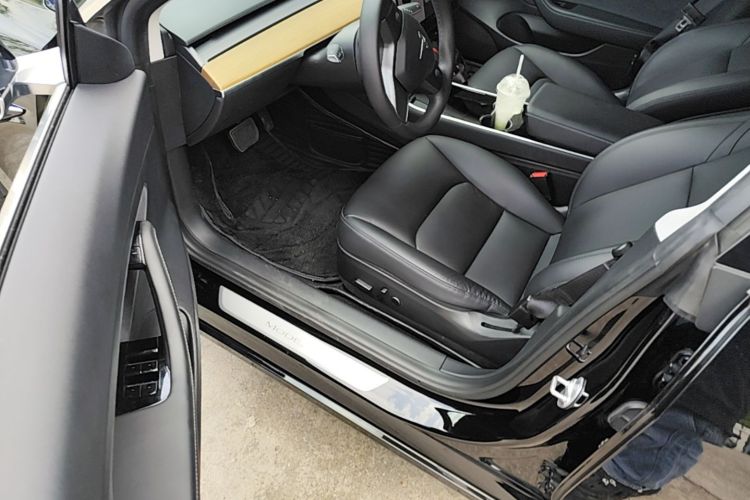 Tesla Model 3 2020 #16 Tesla Model 3 2020 car image #16
