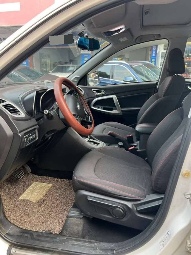 GEELY Emgrand 2018 immagine di auto #5