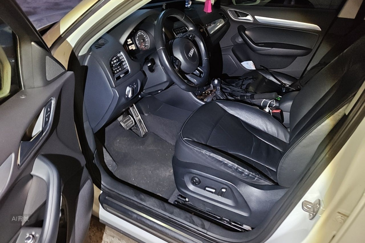 Audi Q3 2017 #18 Audi Q3 2017 car image #18