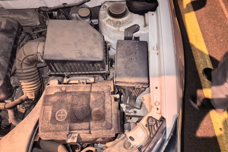 GEELY Emgrand 2019 car image #27