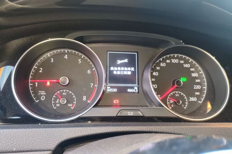 Volkswagen Golf 2019 car image #18