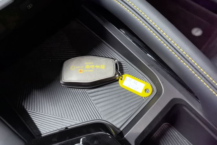GEELY Coolray 2025 car image #14