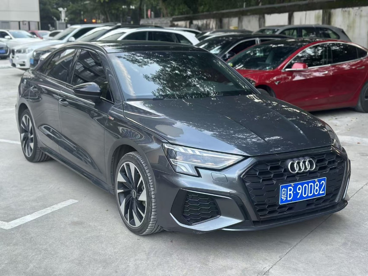 Audi A3 2022 immagine di auto #3