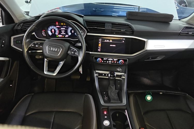Audi Q3 2021 #10 Audi Q3 2021 car image #10