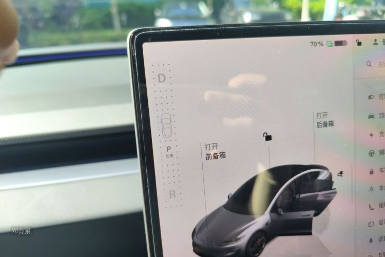 Tesla Model 3 2025 car image #16
