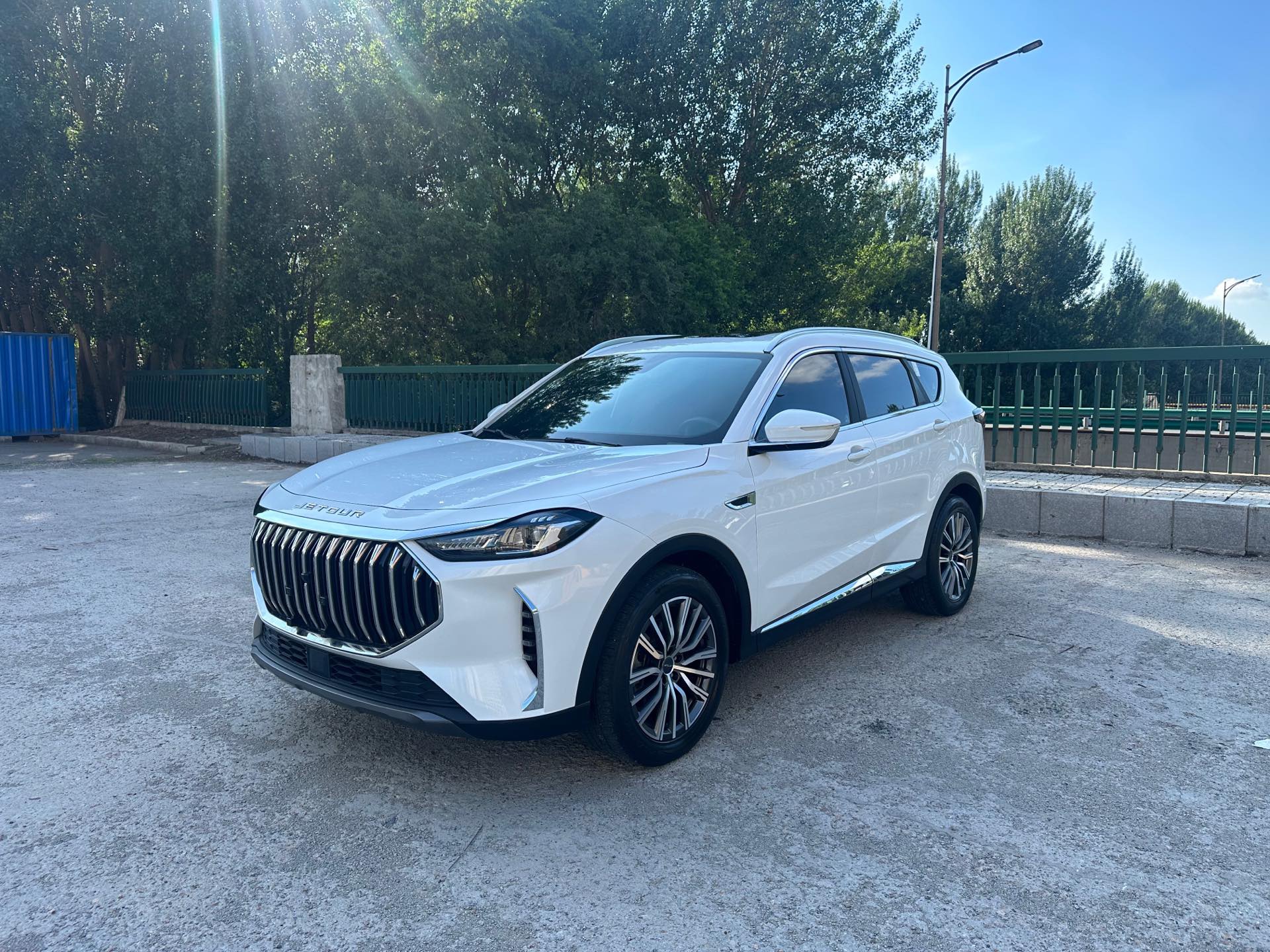 Jetour X70 PLUS 2023 Jetour X70 PLUS 2023 car image