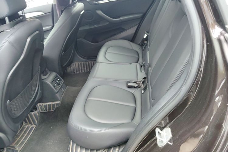 BMW X1 2018 صورة سيارة #17