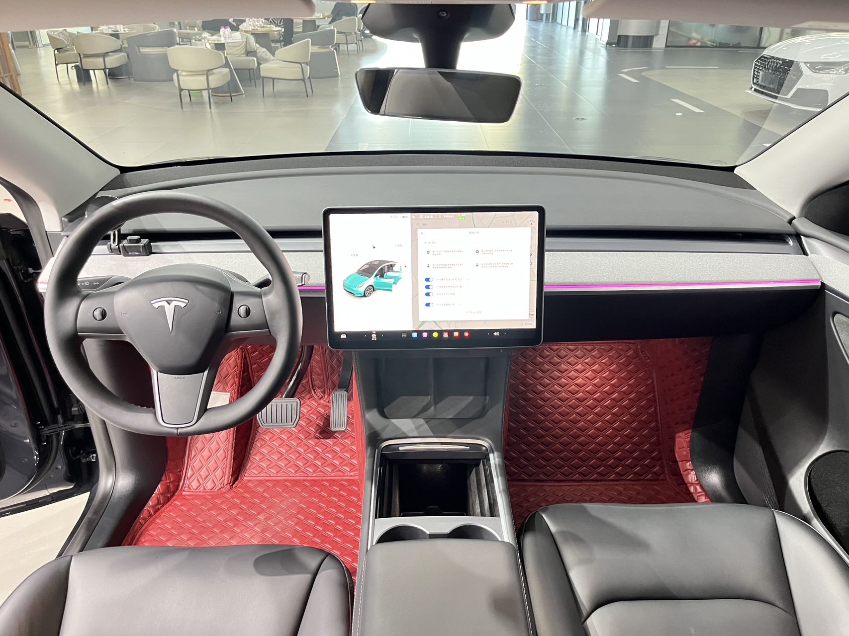 Tesla Model Y 2024 car image #5