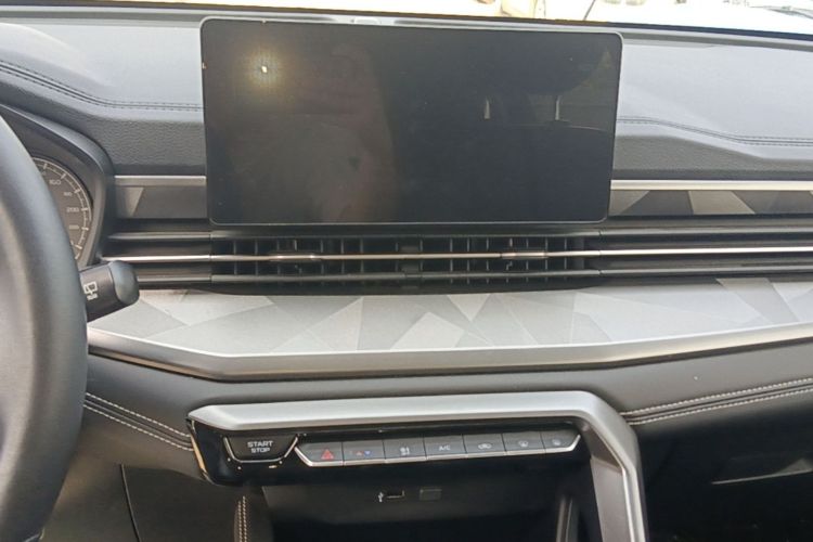 GEELY Vision X6 2023 #13 GEELY Vision X6 2023 car image #13