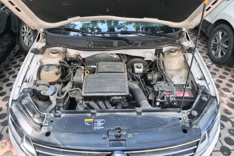 Volkswagen Lavida 2018 car image #18