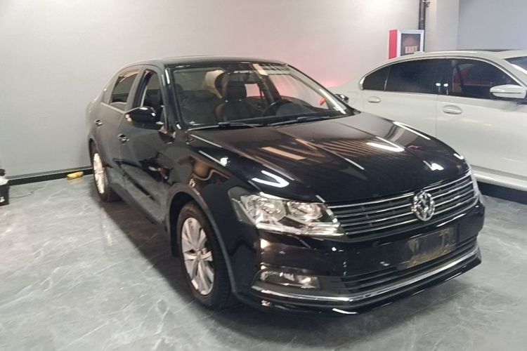 Volkswagen Lavida 2017 car image #6